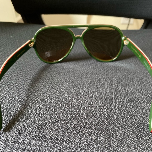 Gucci sunglasses main image 7